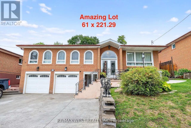 54 Barker Avenue, Toronto (thistletown-Beaumonde Heights)