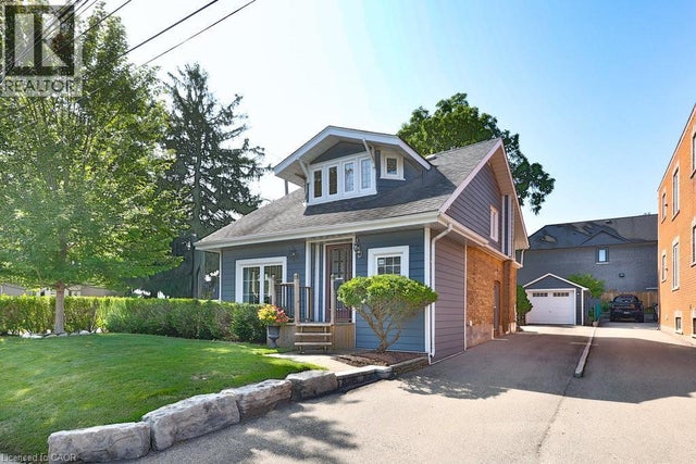 44 Mississauga Road N, Mississauga