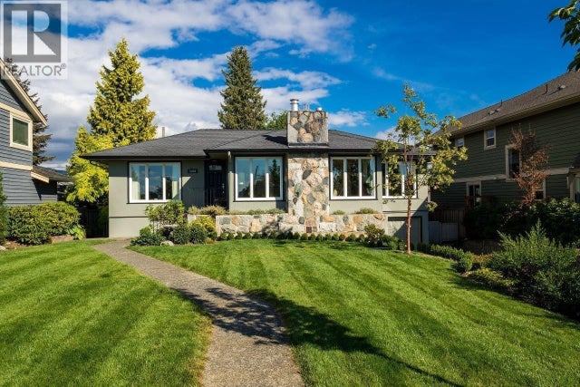 1436 Grand Boulevard, North Vancouver