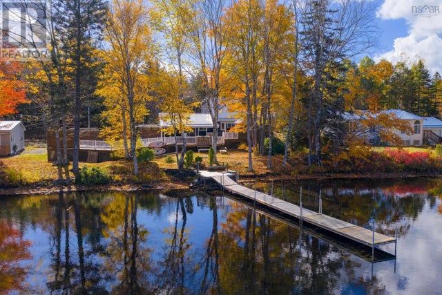 27 Crooked Lake Road, Camperdown