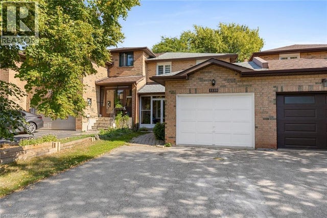 1118 Avondale Drive, Oakville