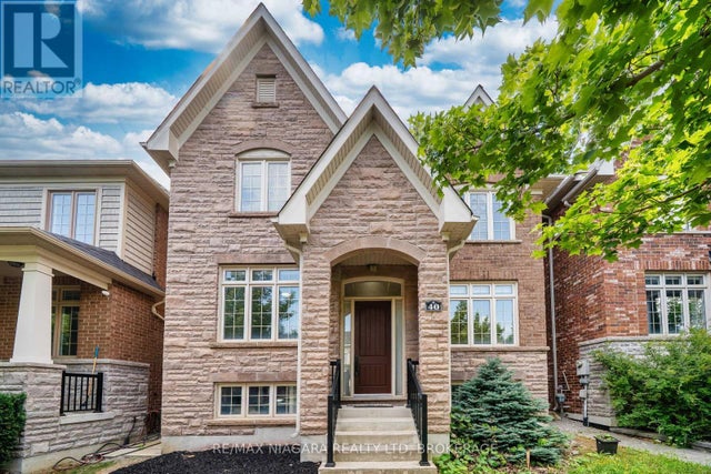 40 Dungannon Drive, Markham (angus Glen)