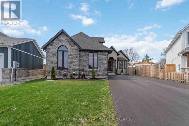 3555 Canfield Crescent, Fort Erie (black Creek)