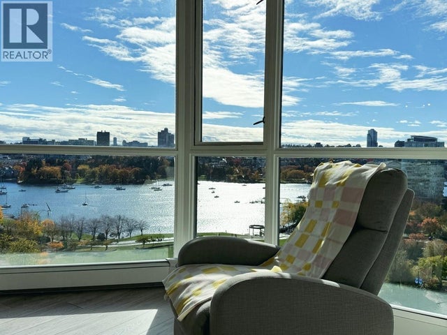 1501 289 Drake Street, Vancouver