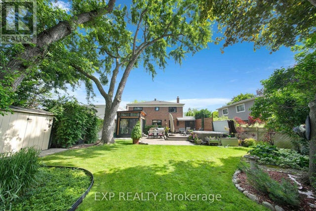 3620 Ponytrail Drive, Mississauga (applewood)