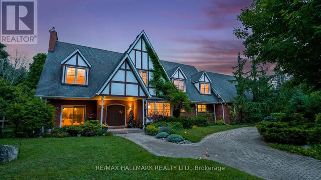 23 Forfardale Road, Whitchurch-Stouffville