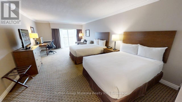 402 - 402 Bayshore - Deerhurst Drive, Huntsville (chaffey)