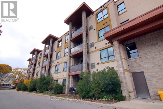 404 - 26 Wellington Street, St. Catharines (downtown)