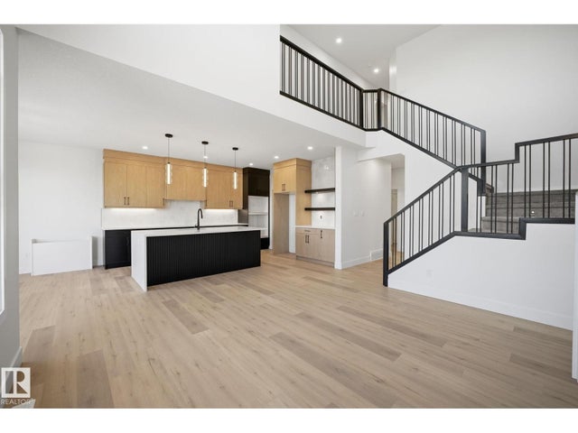 3317 Chickadee Dr Nw, Edmonton