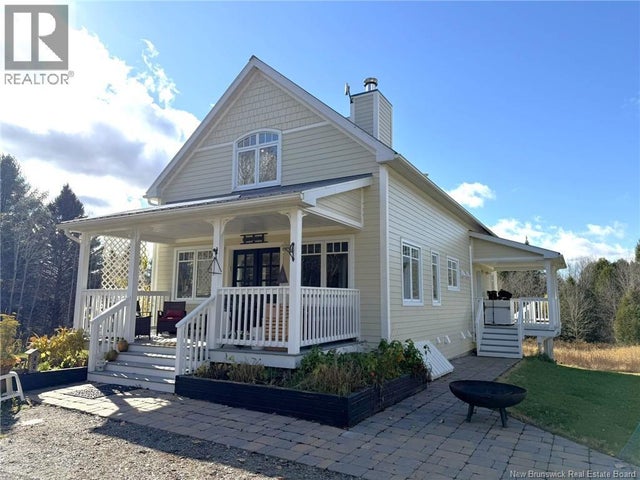 799 Back Greenfield Road, Summerfield