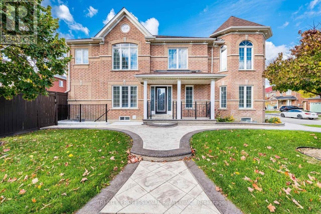 101 Williamson Drive, Brampton (fletcher's Meadow)