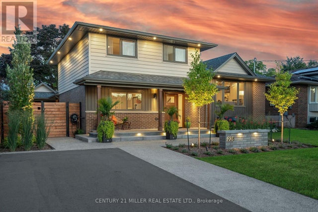 238 Slater Crescent, Oakville (co Central)