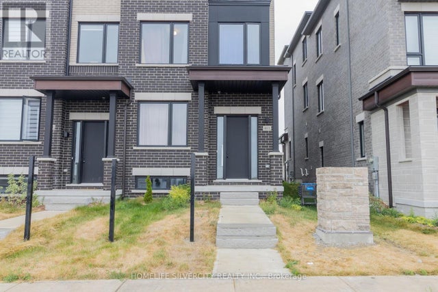 403 Tennant Circle, Vaughan (vellore Village)