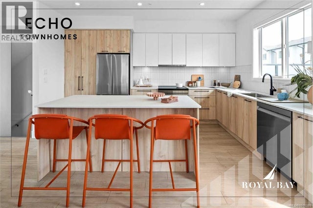 108 368 Tradewinds Ave, Colwood