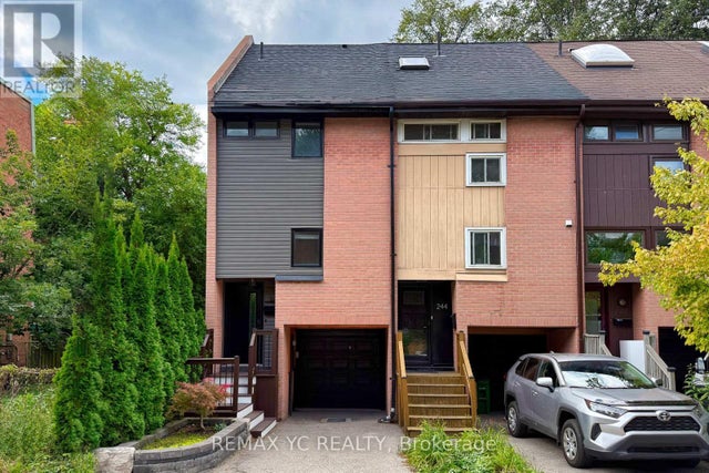 242 Milan Street, Toronto (moss Park)