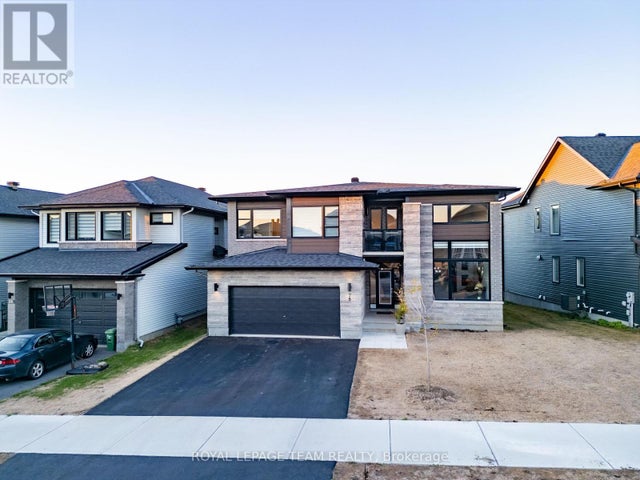 28 Dun Skipper Drive, Ottawa