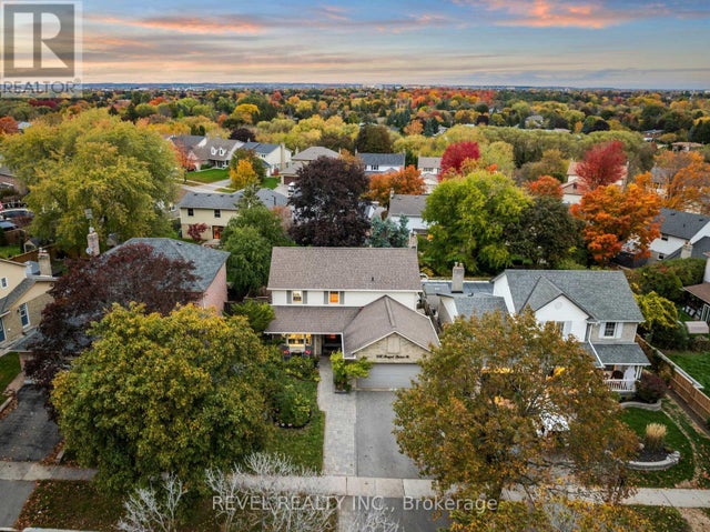 330 Regal Briar Street, Whitby (blue Grass Meadows)