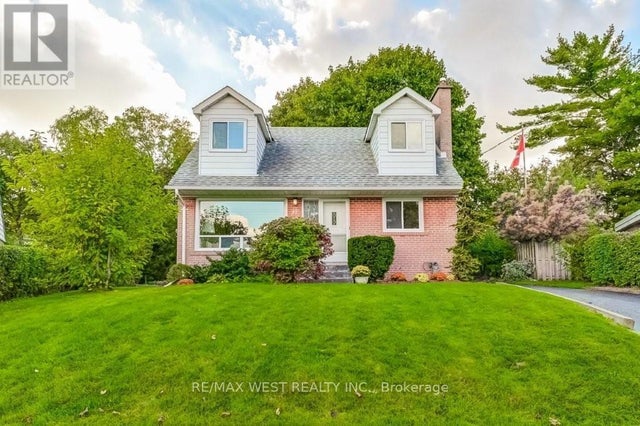 47 Breadner Drive, Toronto (willowridge-Martingrove-Richview)