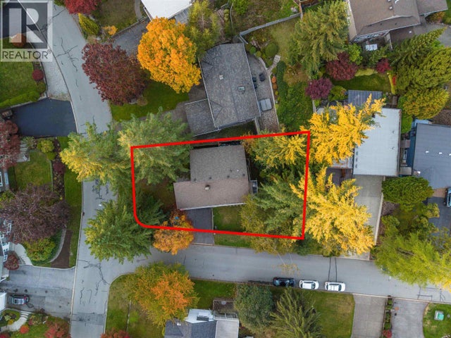 3602 Regent Avenue, North Vancouver