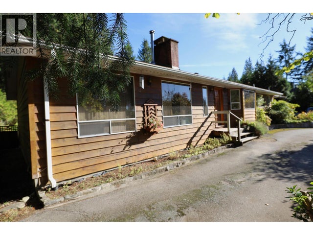 588 Veterans Road, Gibsons