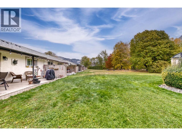 815 11th Avenue Unit# 3, Keremeos