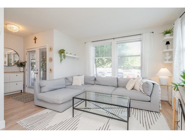 105 15956 86a Avenue, Surrey