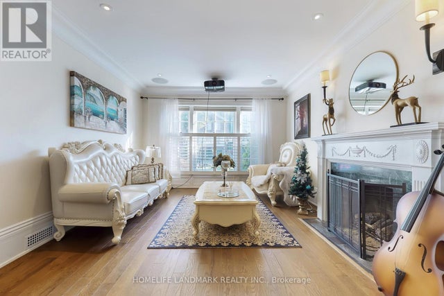 8 Killarney Road, Toronto (forest Hill South)