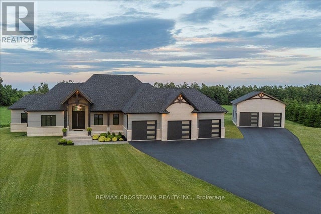 1 Best Court, Oro-Medonte