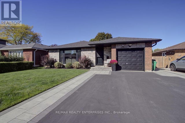 8 Deerfield Crescent, Brampton (southgate)