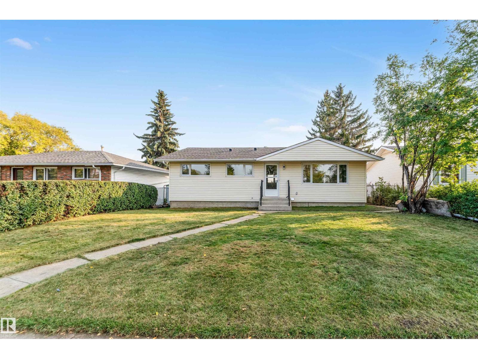 5907 137 Av Nw, Edmonton