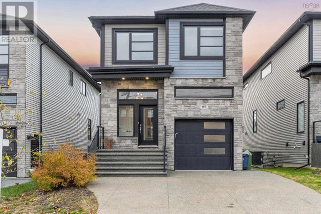 99 Tilbury Avenue, Bedford