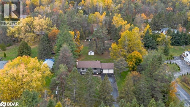 16 Hillview Crescent, Midhurst