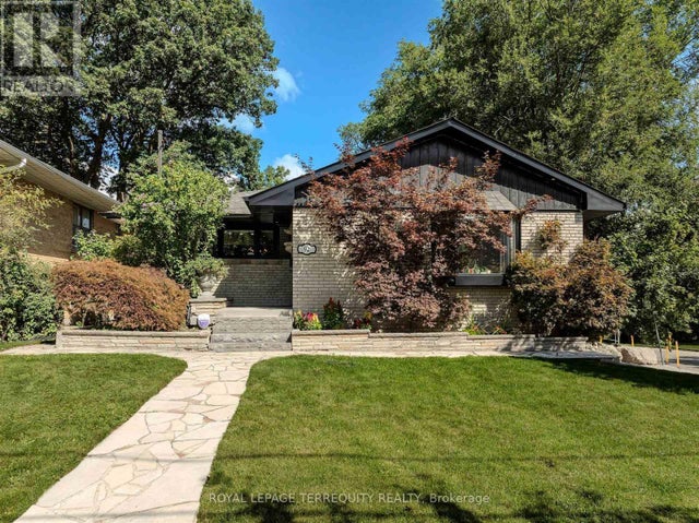 92 Saskatoon Drive, Toronto (kingsview Village-The Westway)