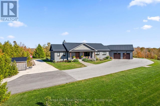 240 Lookout Drive, West Grey