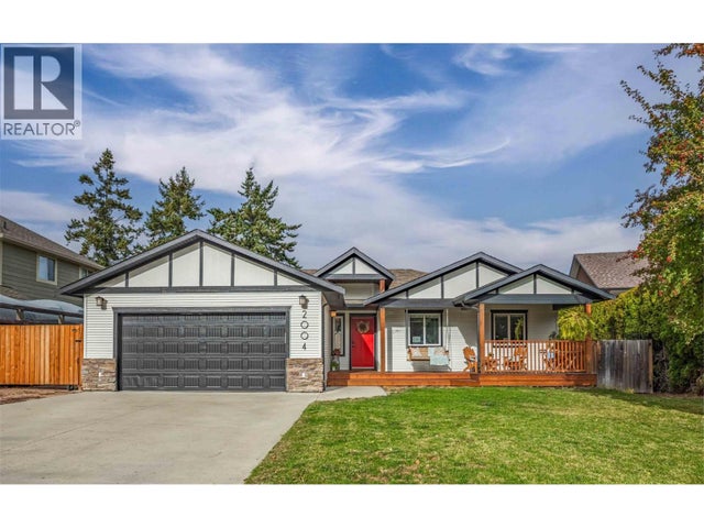 2004 Bernau Court, Lake Country