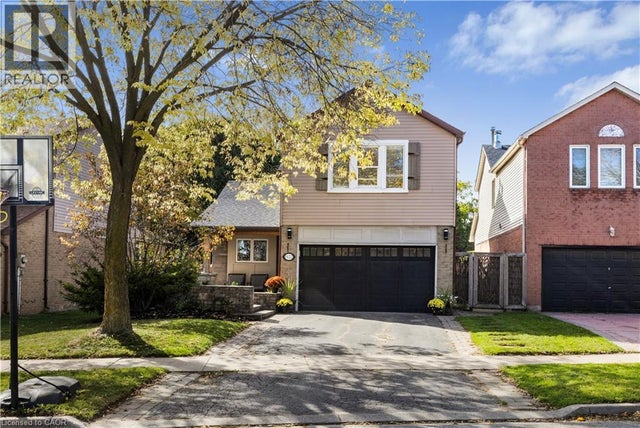 1122 Glenridge Drive, Oakville