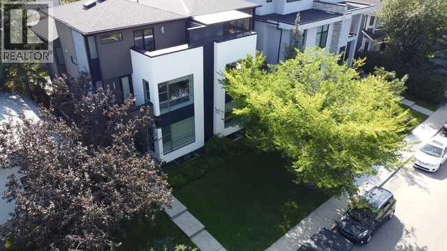 2307 3 Avenue Nw, Calgary