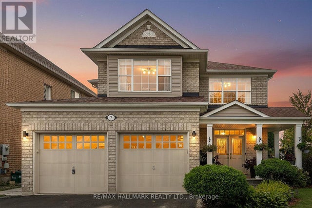 7 Delphinium Avenue, Richmond Hill (oak Ridges Lake Wilcox)