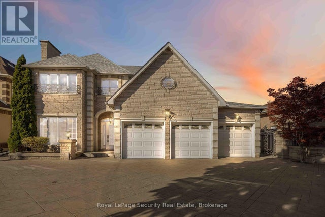 138 Elgin Mills Road W, Richmond Hill (westbrook)