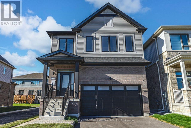 112 West Oak Trail, Barrie