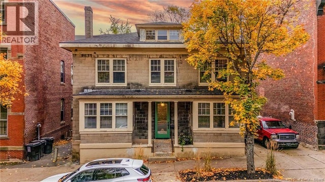 20 Queen Square South, Saint John