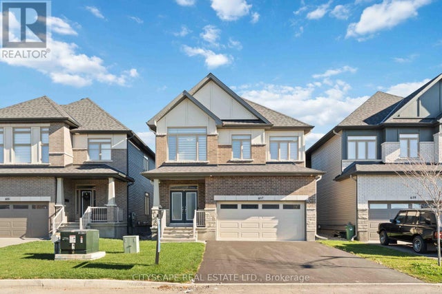 617 Kenabeek Terrace, Ottawa