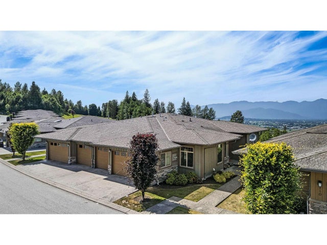 111 51096 Falls Court|eastern Hillsides, Chilliwack