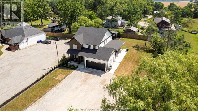 2618 County Rd 27, Woodslee