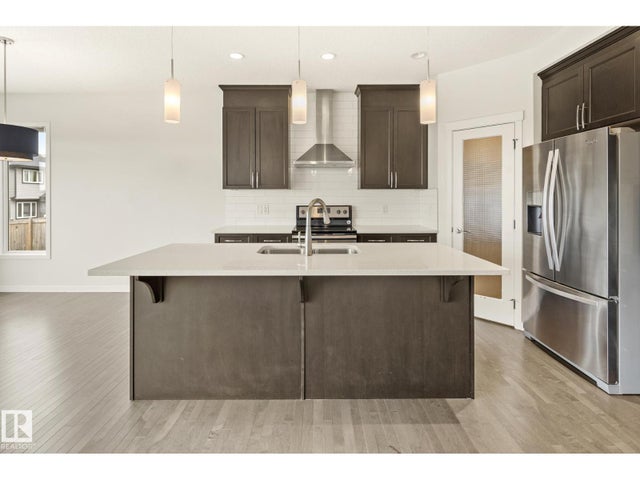 5404 22 Av Sw, Edmonton