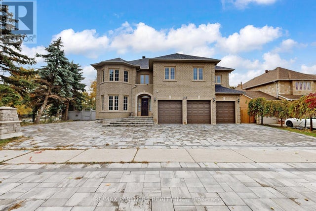 46 Green Ash Crescent, Richmond Hill (langstaff)