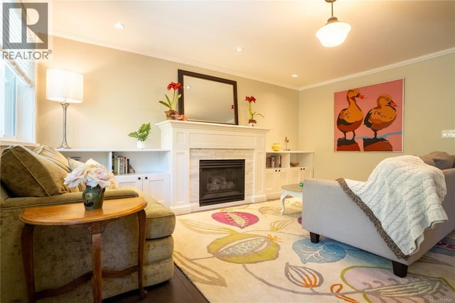 2730 Blackwood St, Victoria