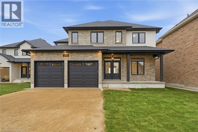 104 Oak Avenue, Paris