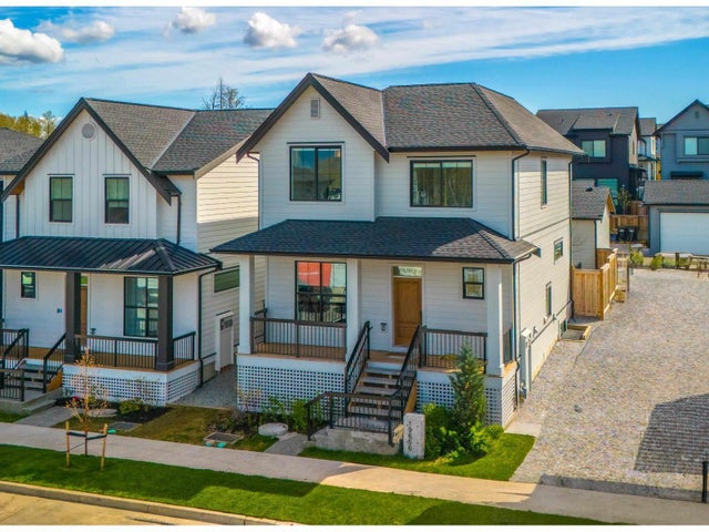 19656 76b Avenue, Langley