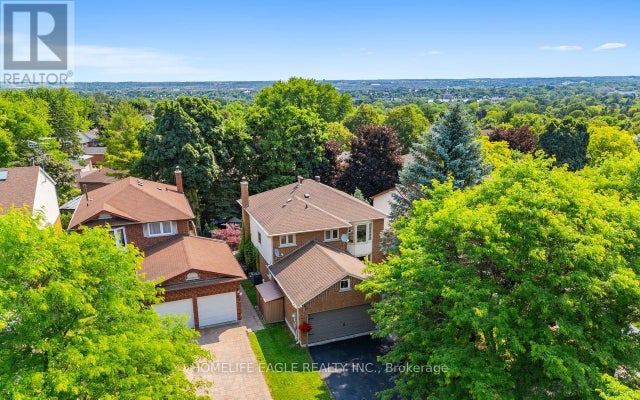 30 Moffat Crescent, Aurora (aurora Heights)